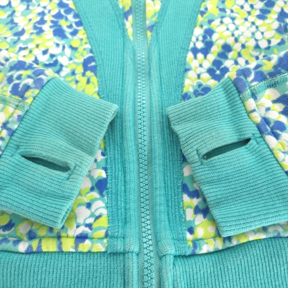 Ivivva by Lululemon Scuba Hoodie size 12 - Picture 6 of 16